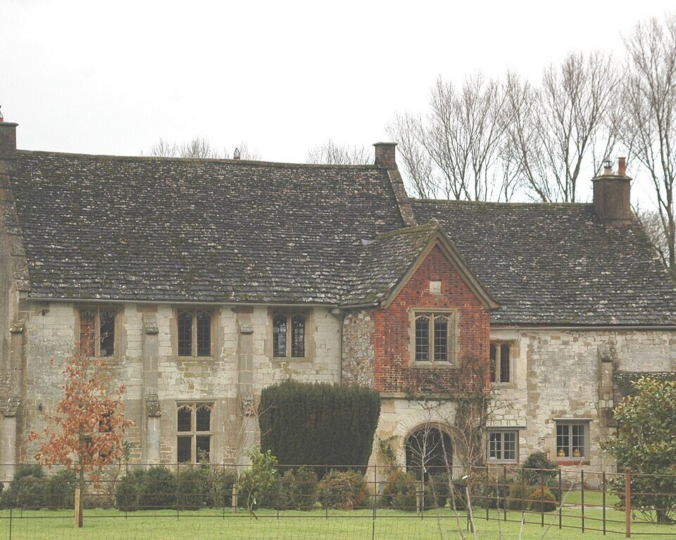 ASHBURY MANOR