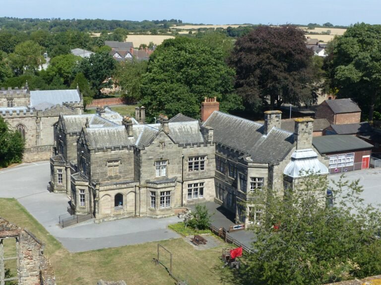 ASHBY DE LA ZOUCH MANOR