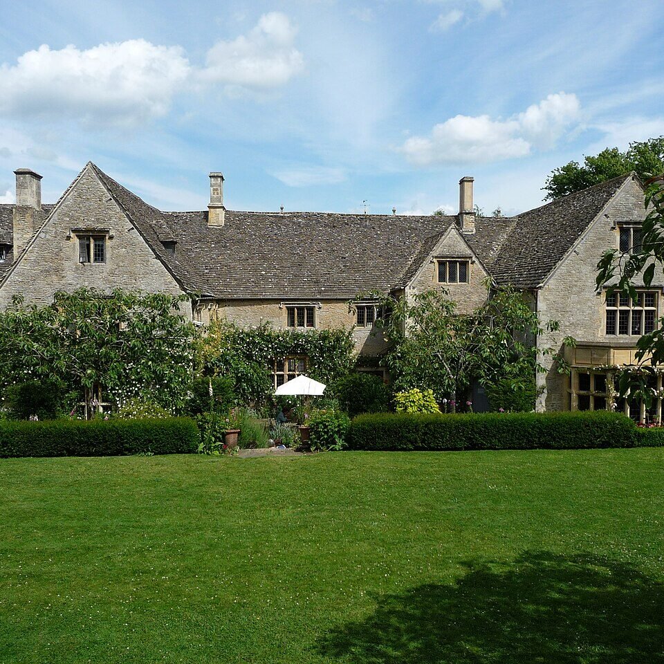 ASTHALL MANOR