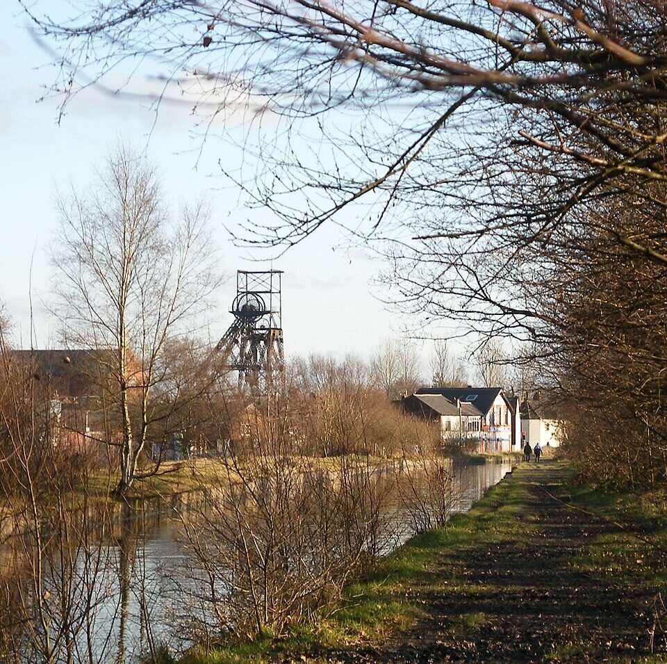 ASTLEY MANOR