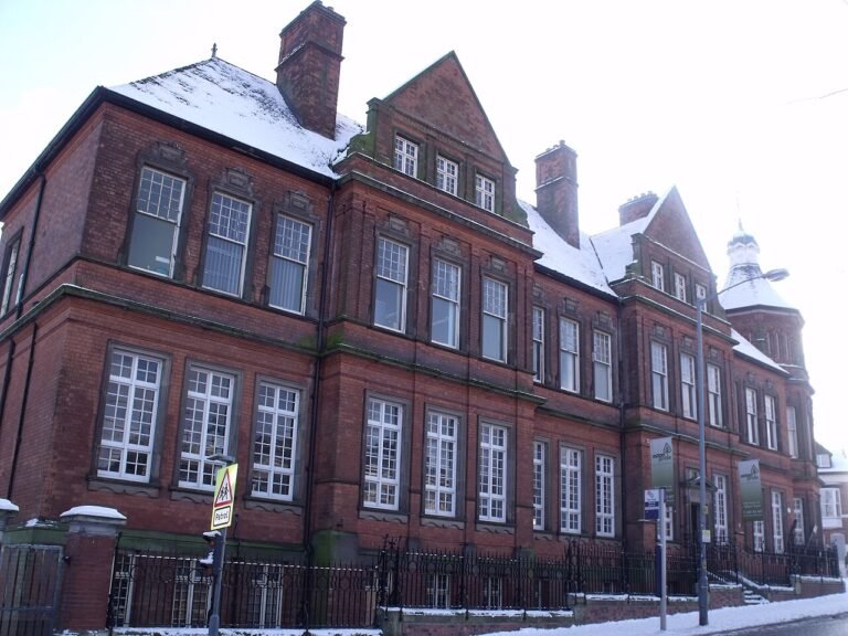 ASTON MANOR