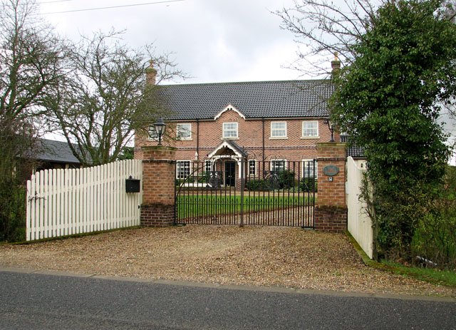 ATTLEBOROUGH MANOR