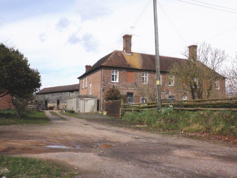 AUNK MANOR