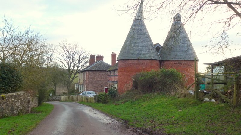 AVENBURY