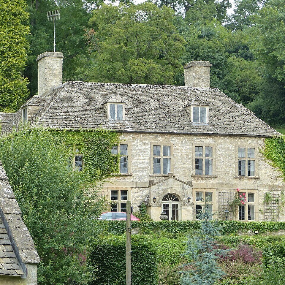 BAGENDON MANOR