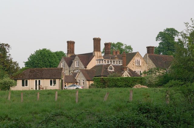 BANSTEAD MANOR