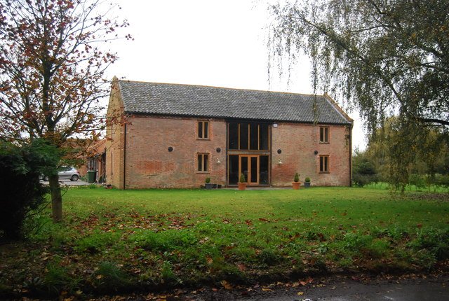 BARNHAM BROOM MANOR