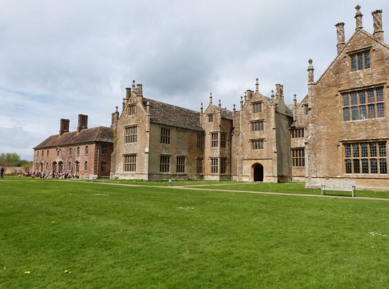 BARRINGTON MANOR