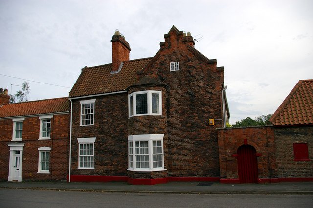 BARROW ON HUMBER MANOR