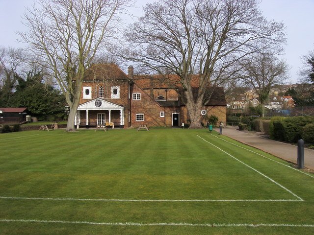 BASSETSBURY MANOR