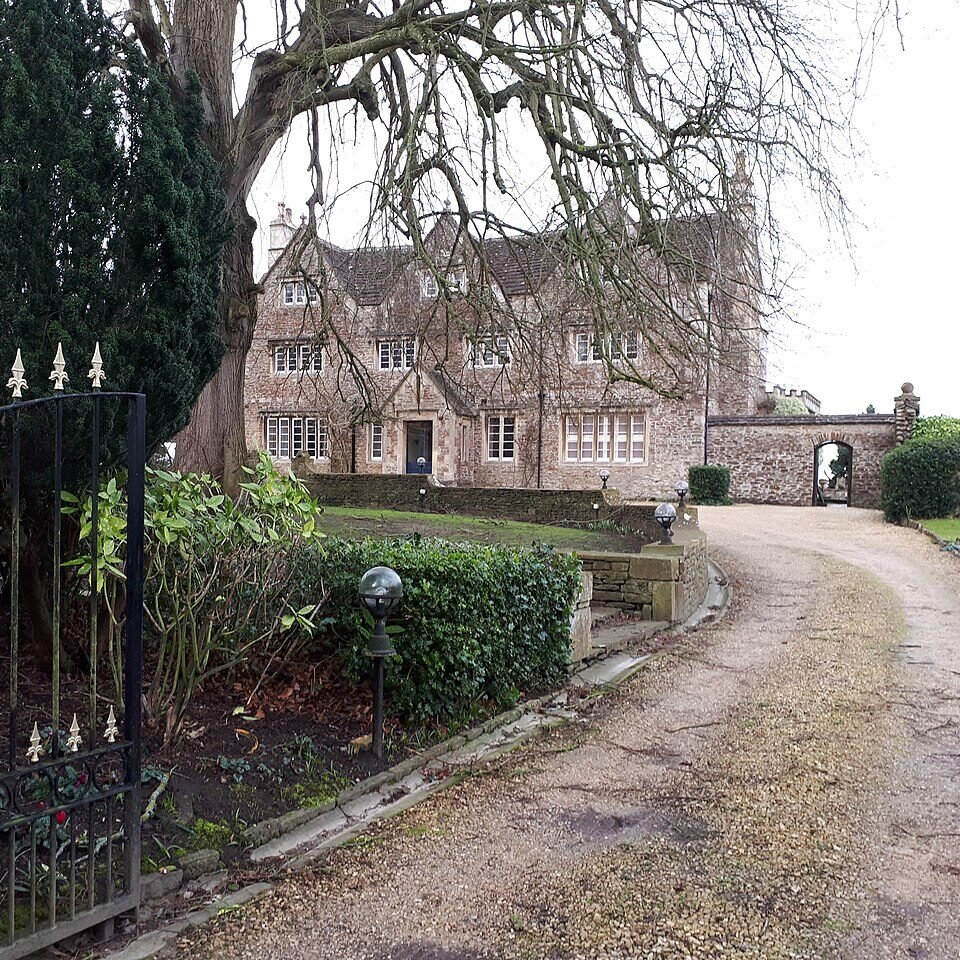 BECKINGTON MANOR