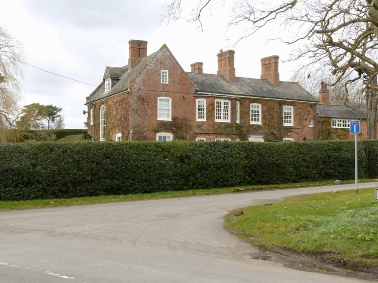 BEEBY MANOR