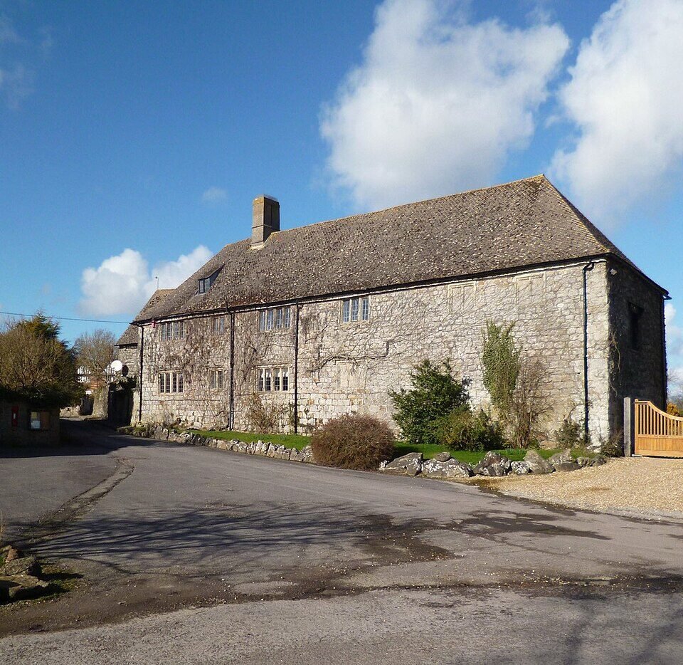 BERWICK BASSETT MANOR