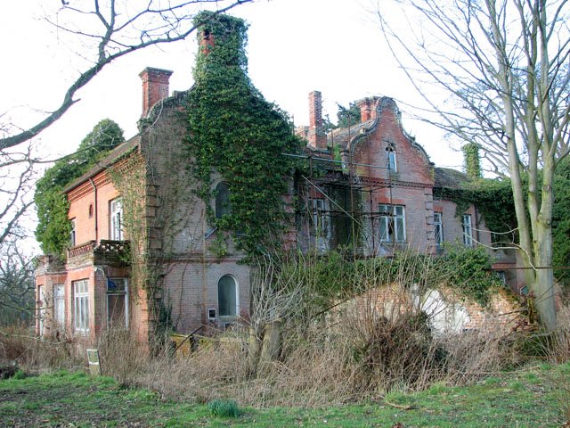 BESSINGHAM MANOR