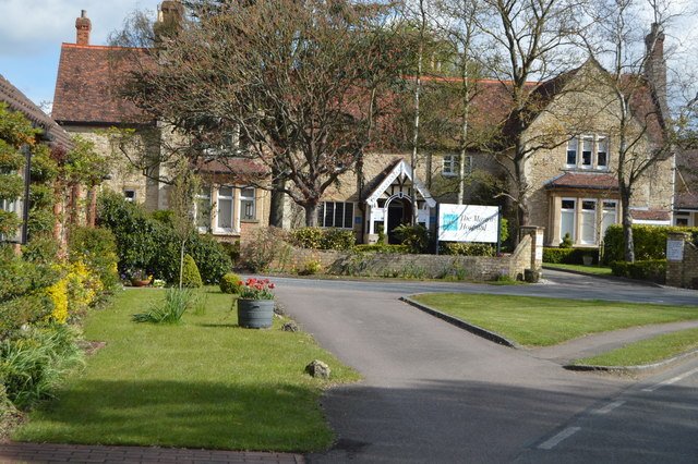 BIDDENHAM MANOR