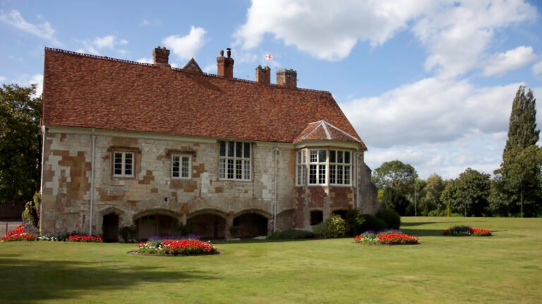 BISHAM MANOR