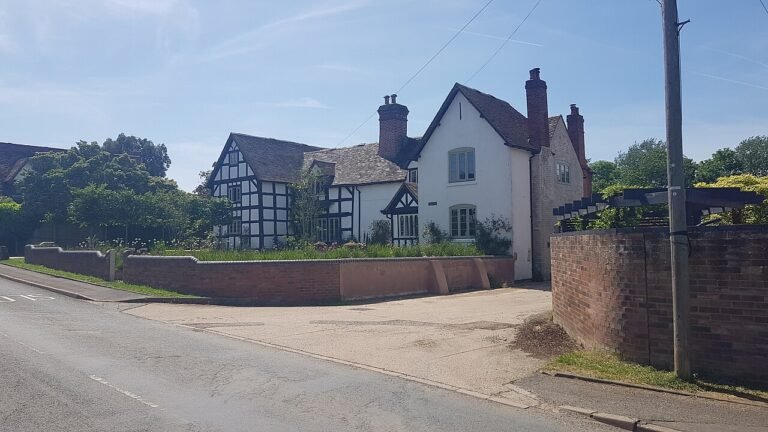 BISHAMPTON MANOR