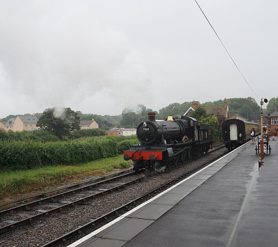 BISHOPS LYDEARD MANOR