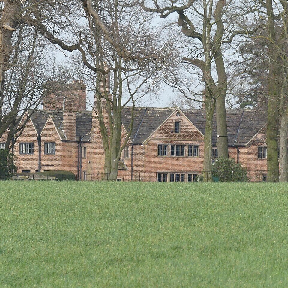 BLACKDEN MANOR