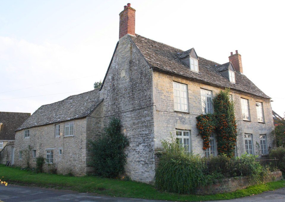BLADON MANOR