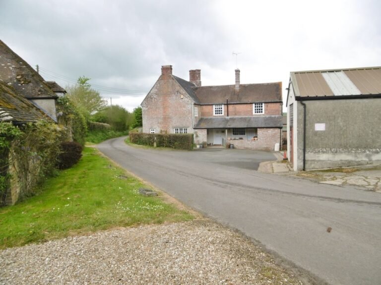 BLOXWORTH MANOR