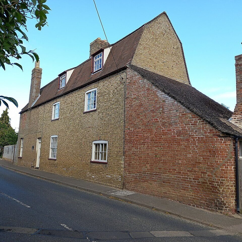 BLUNTISHAM MANOR