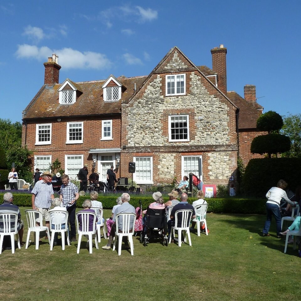 BOSHAM MANOR