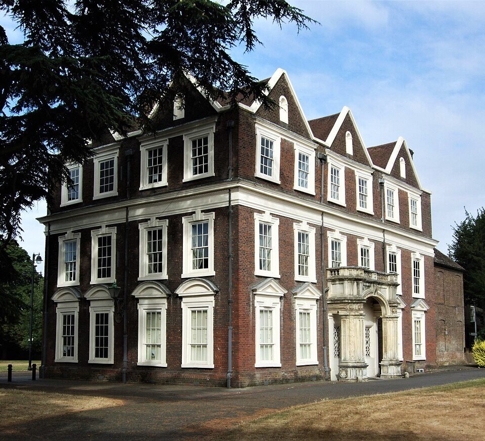 BOSTON MANOR
