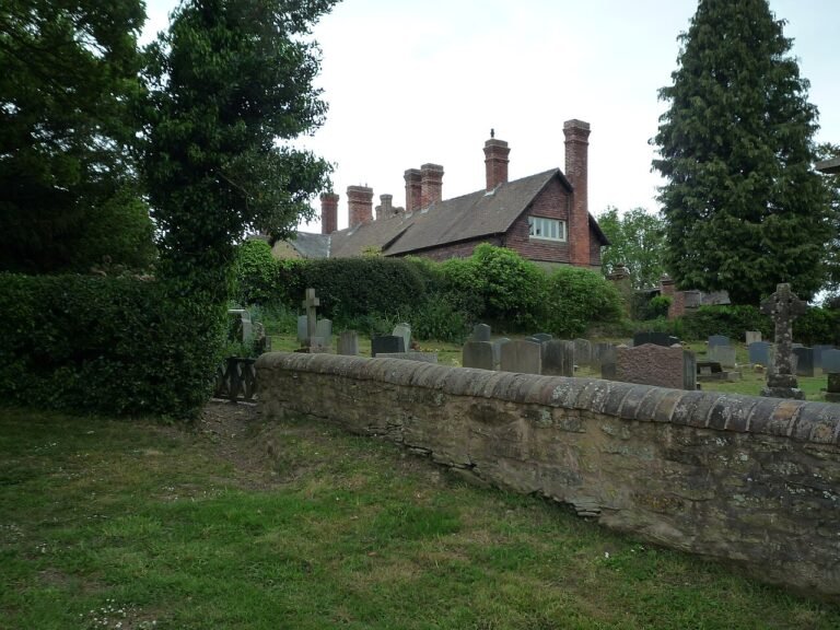 BOURTON MANOR