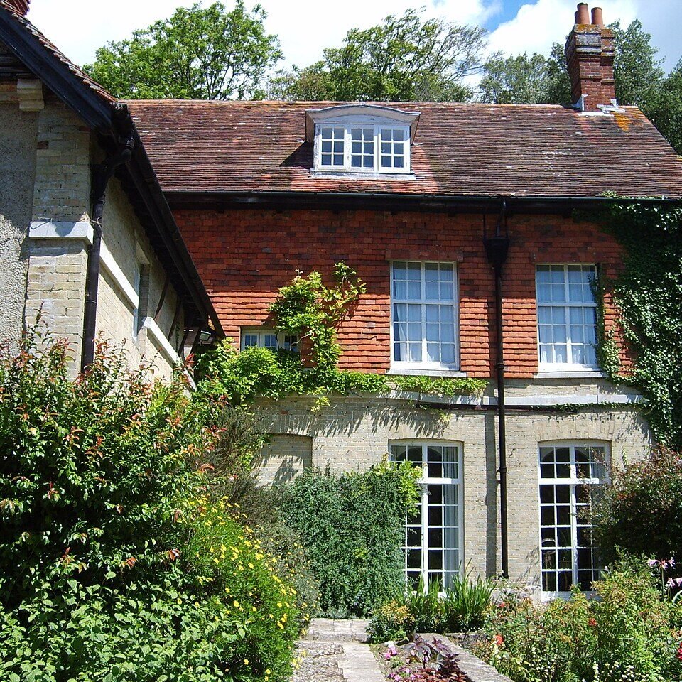 BRADING MANOR