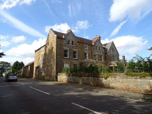 BRAMPTON MANOR