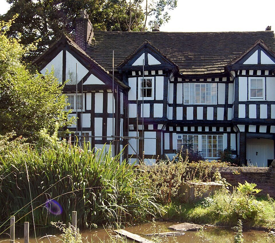 BREDBURY MANOR