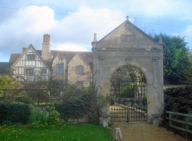 BREDON'S NORTON MANOR