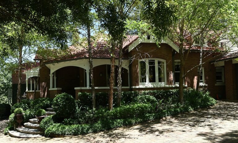 BRIDFORD MANOR