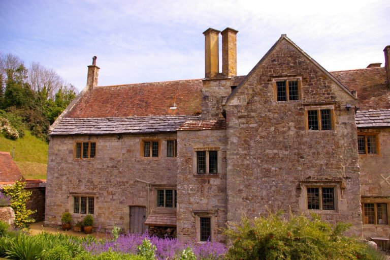 BRIGHSTONE MANOR