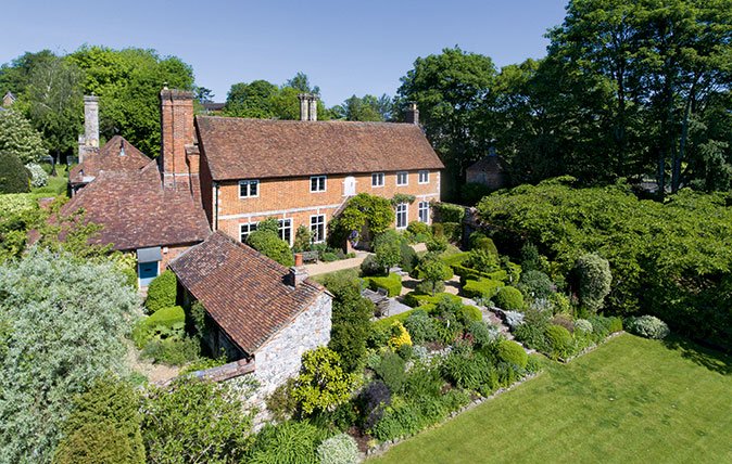 ABBOTS BARTON MANOR