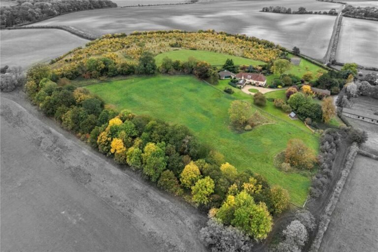 ABBOTSBURY MANOR