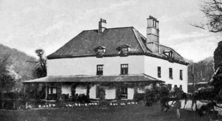 ABER-CARN MANOR