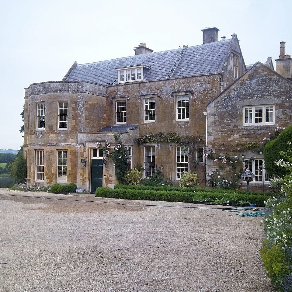 ADLESTROP MANOR