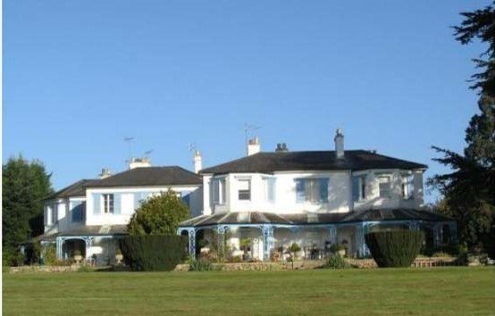ALDERBOURNE MANOR