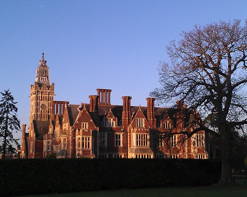ALDERMASTON MANOR