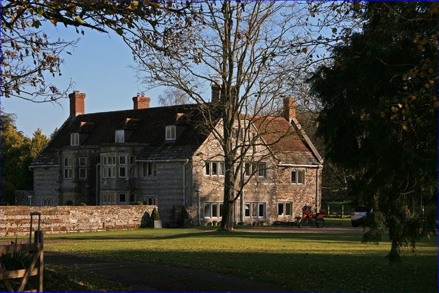 ALMER MANOR