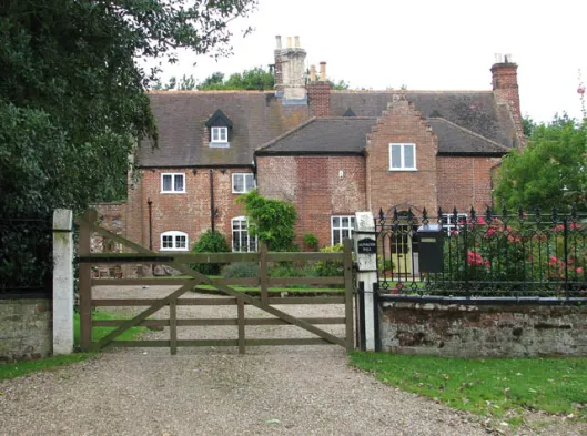 ALPINGTON MANOR