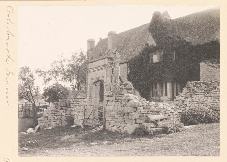 ARMSTON MANOR